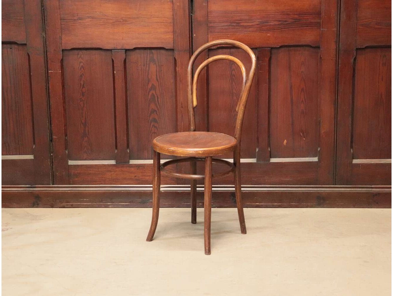 ベントウッドチェア FISCHEL