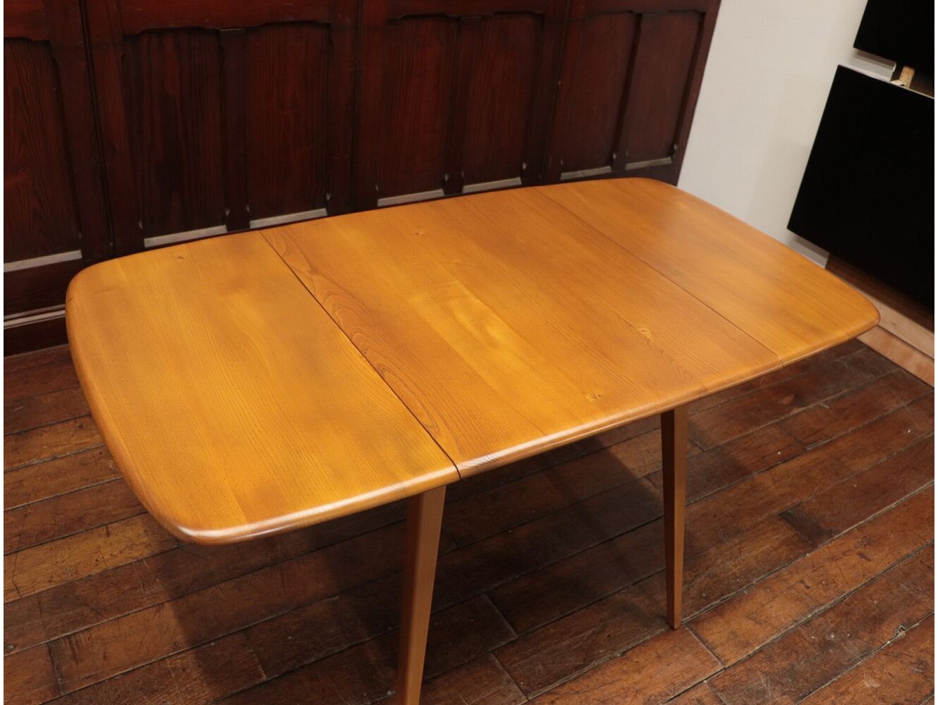 バタフライテーブル ERCOL