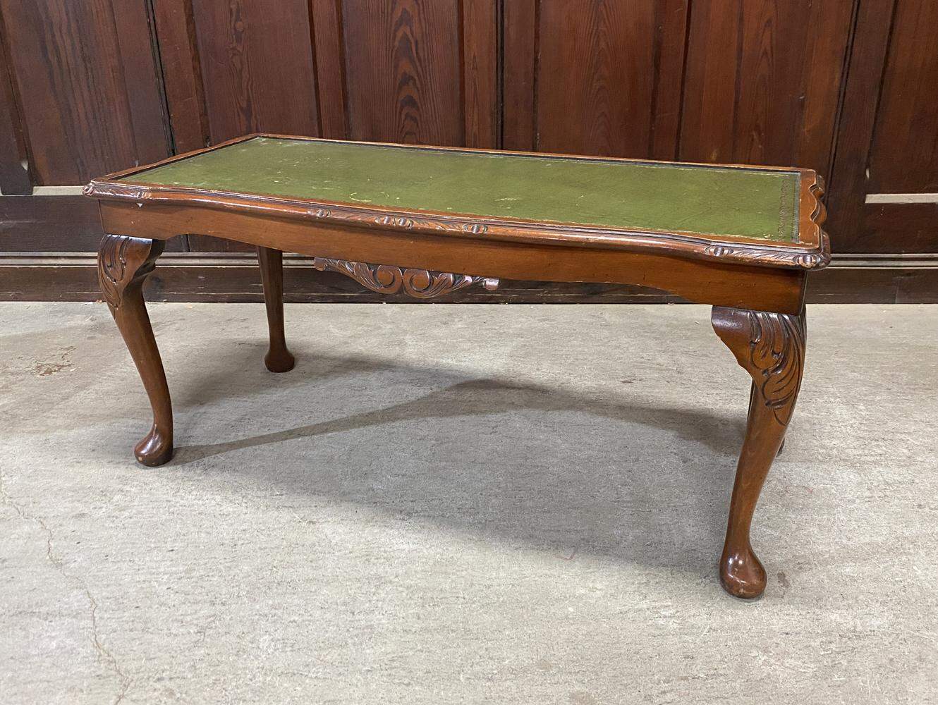 センターテーブル