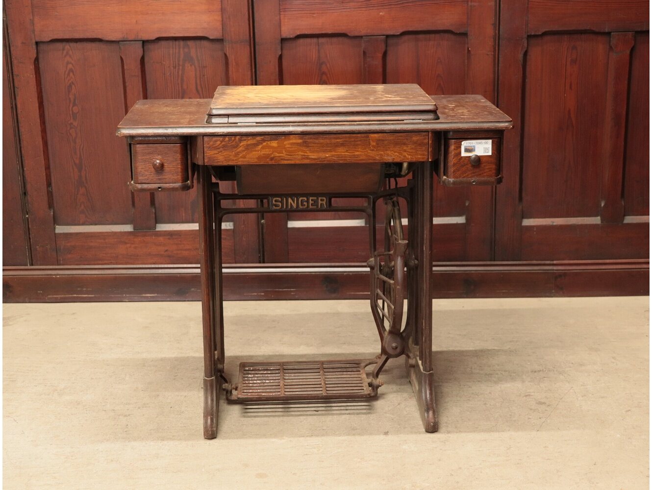 ミシンテーブル