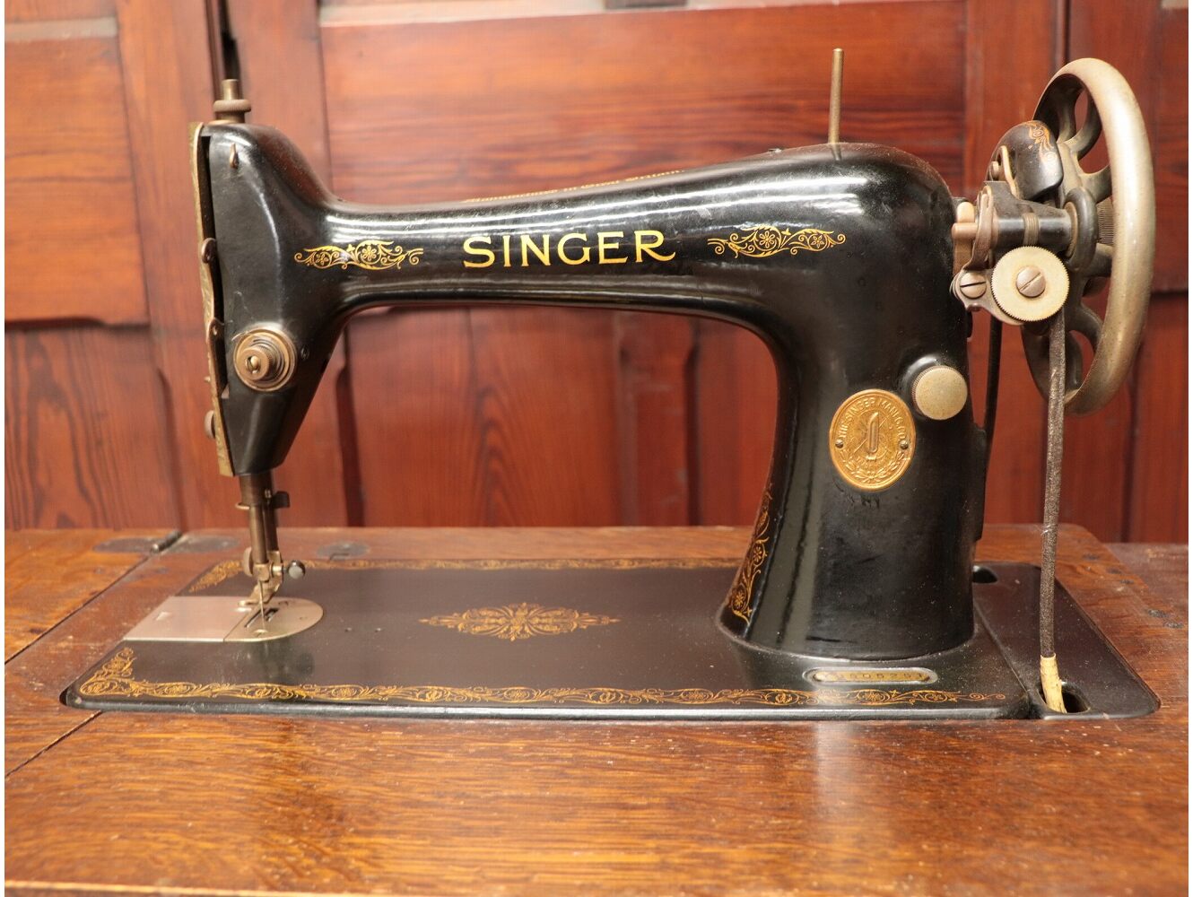 ミシンテーブル