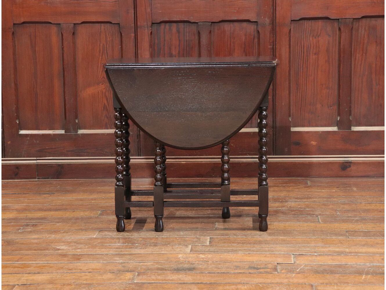 ゲートレッグテーブル