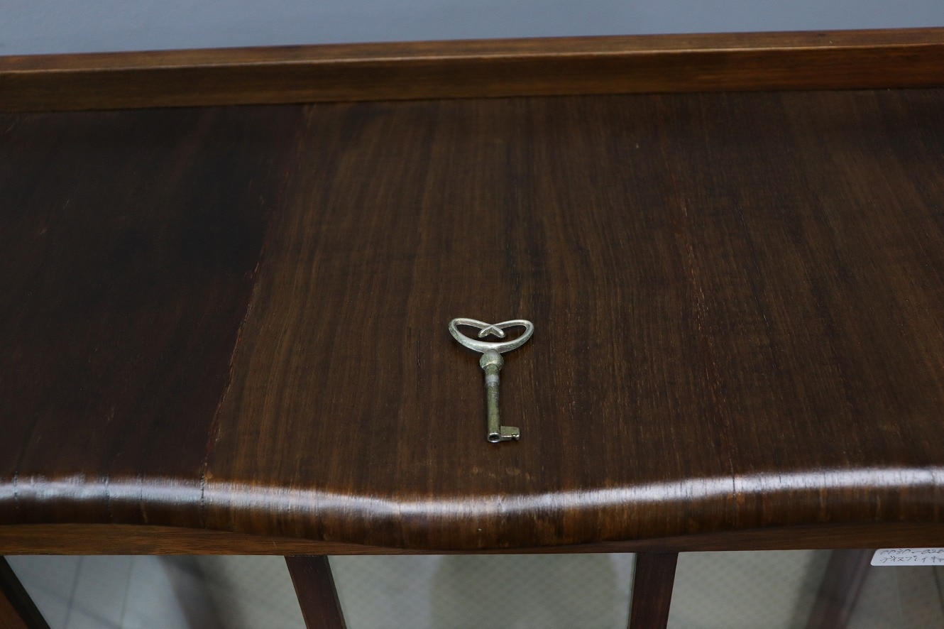 ディスプレイキャビネット