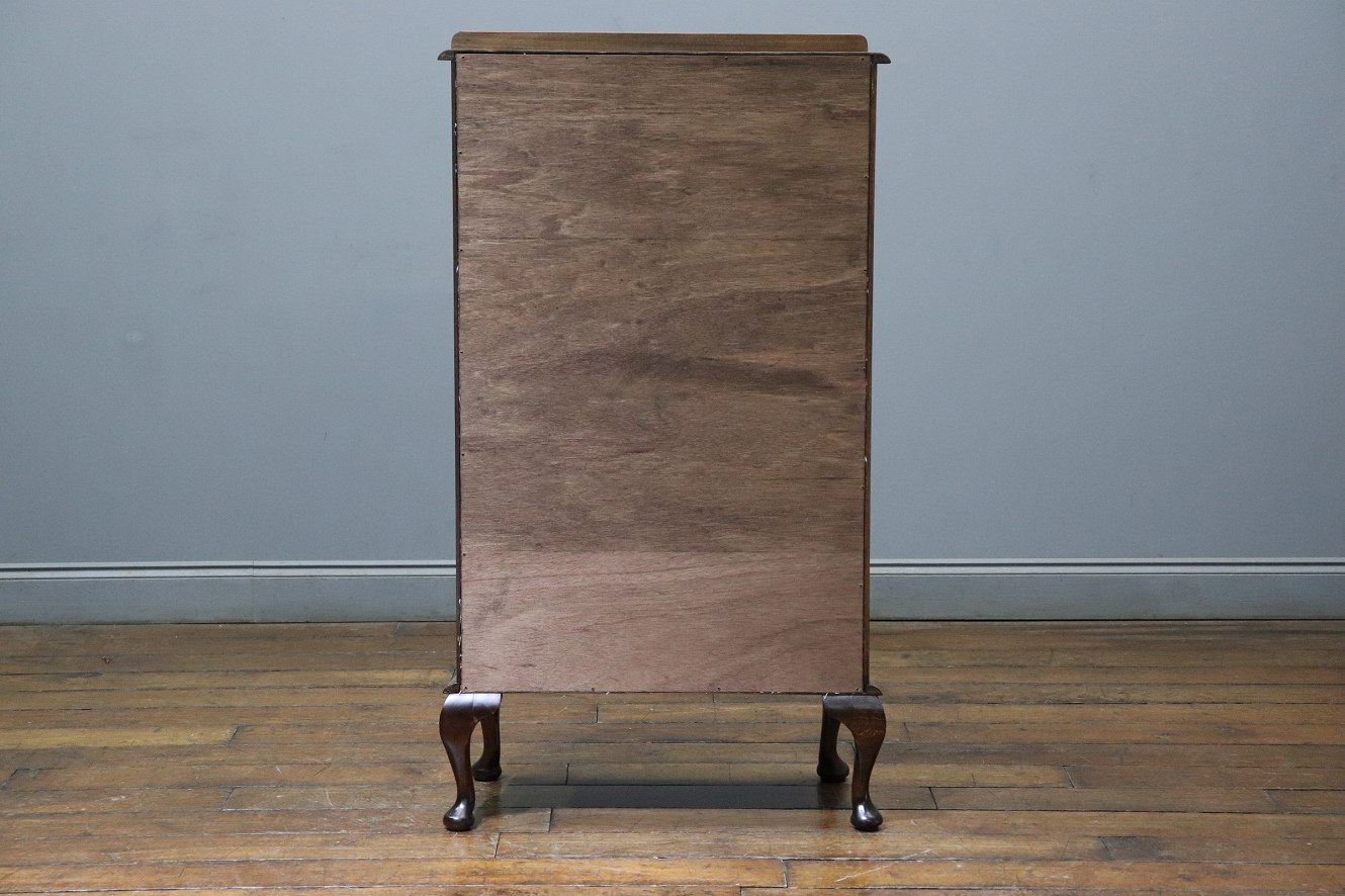 ディスプレイキャビネット