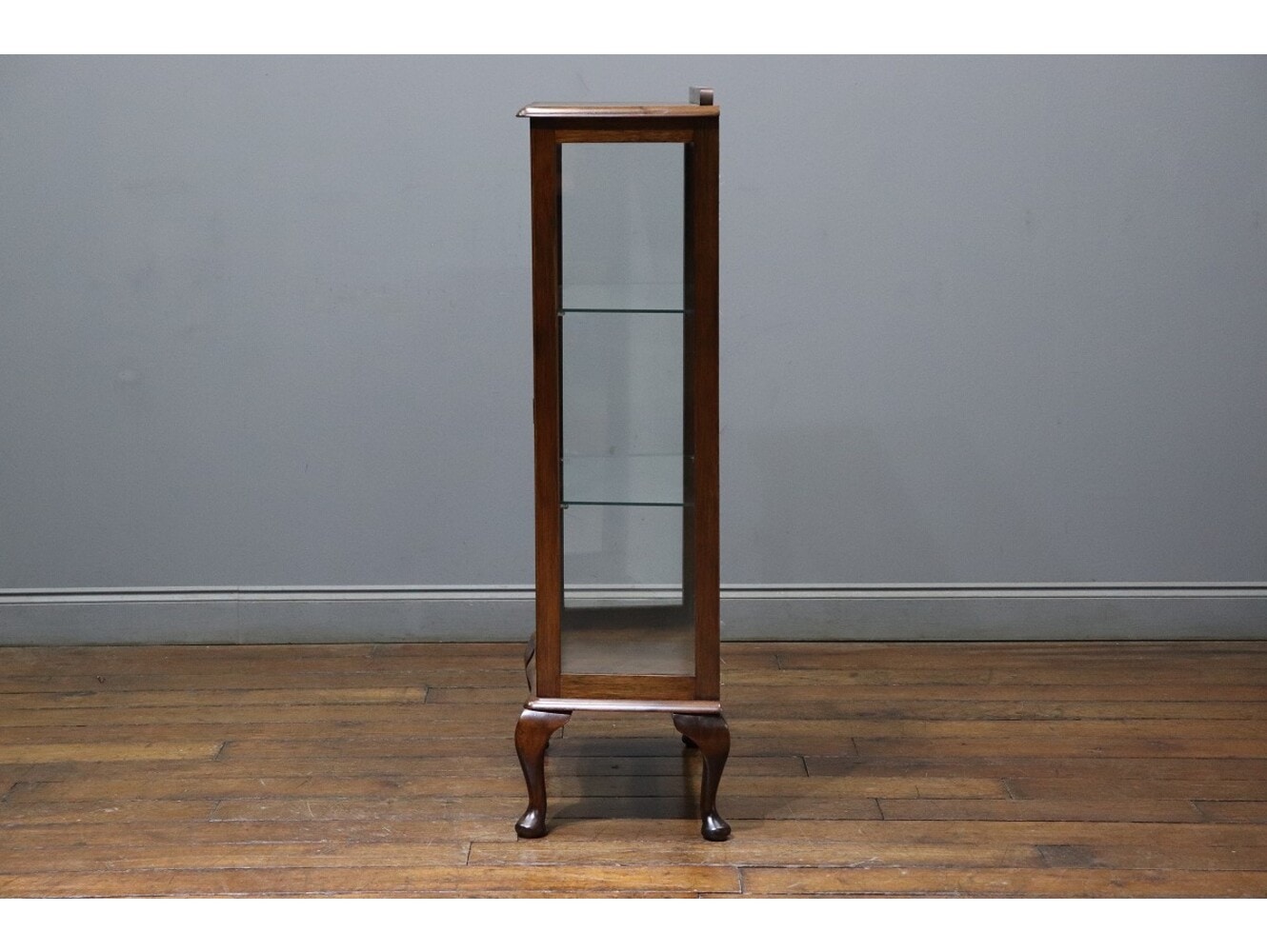 ディスプレイキャビネット