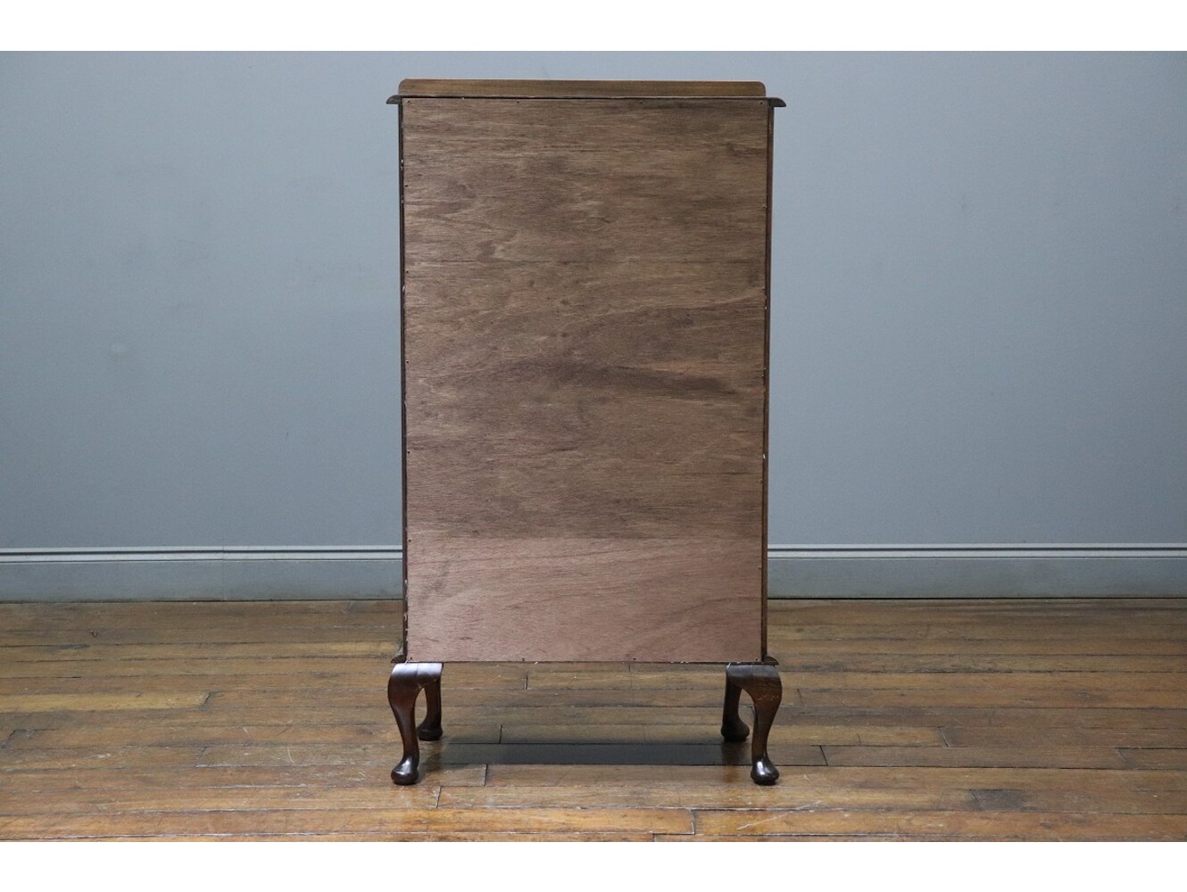 ディスプレイキャビネット