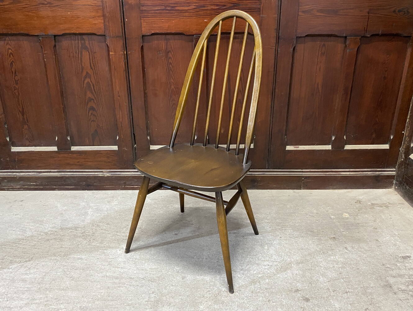 クエーカーチェア ERCOL