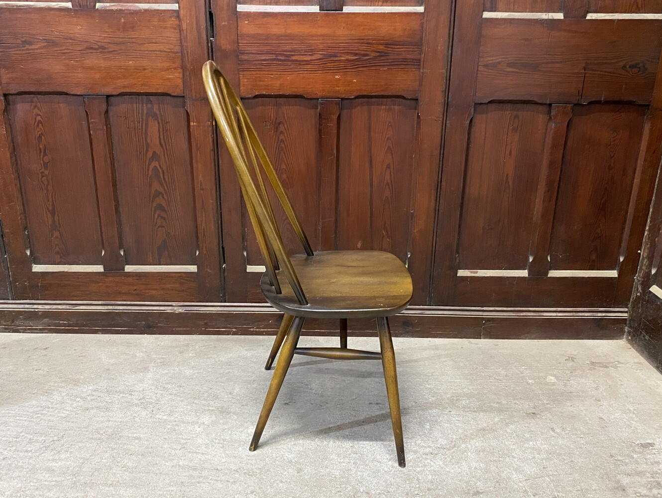 クエーカーチェア ERCOL