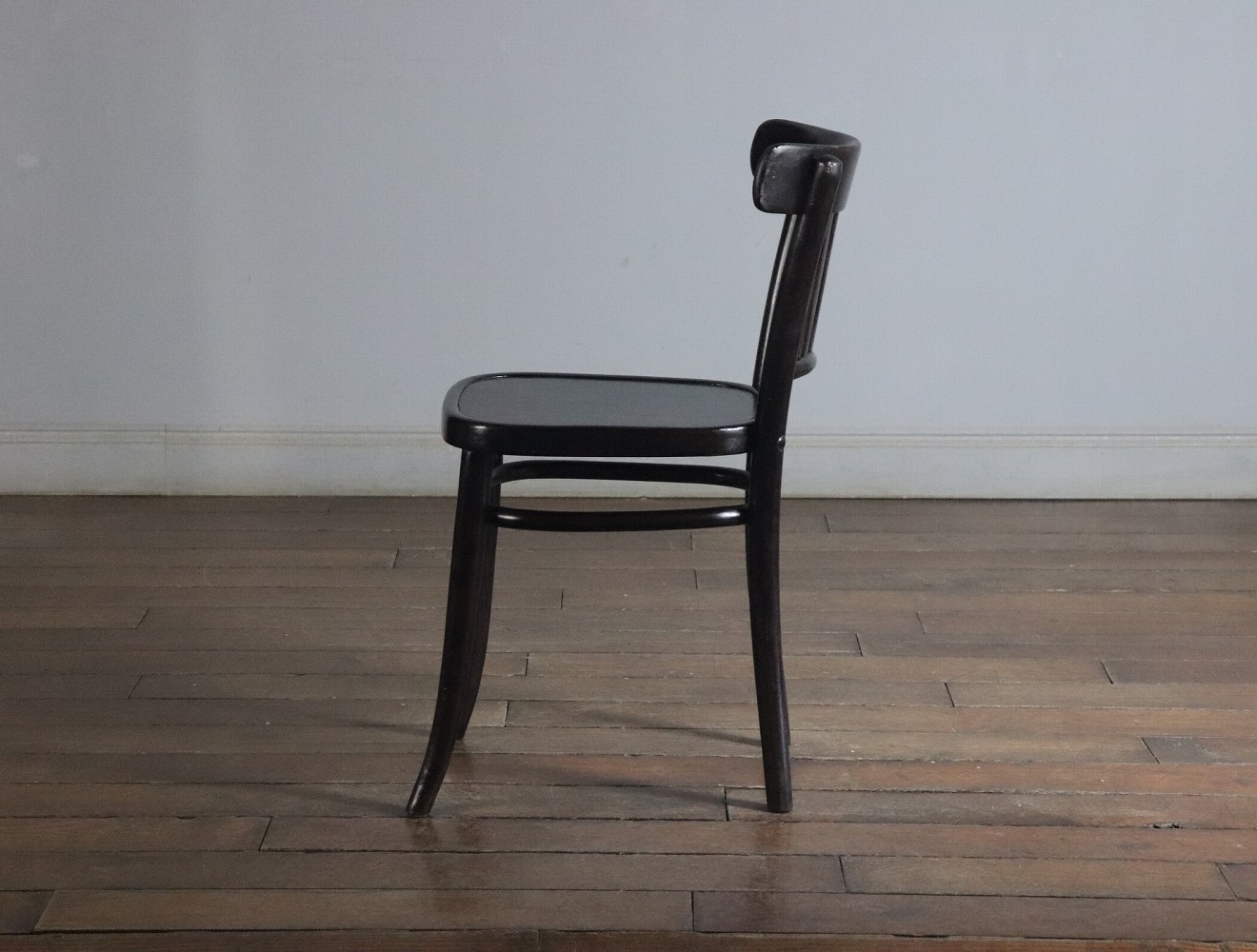 ベントウッドチェア