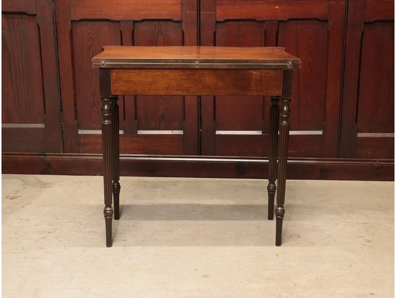 コンソールテーブル | アンティーク家具,テーブル,サイドテーブル