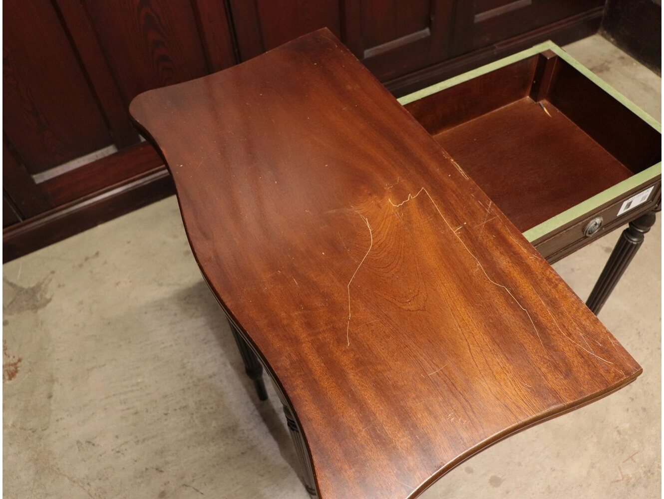 コンソールテーブル | アンティーク家具,テーブル,サイドテーブル