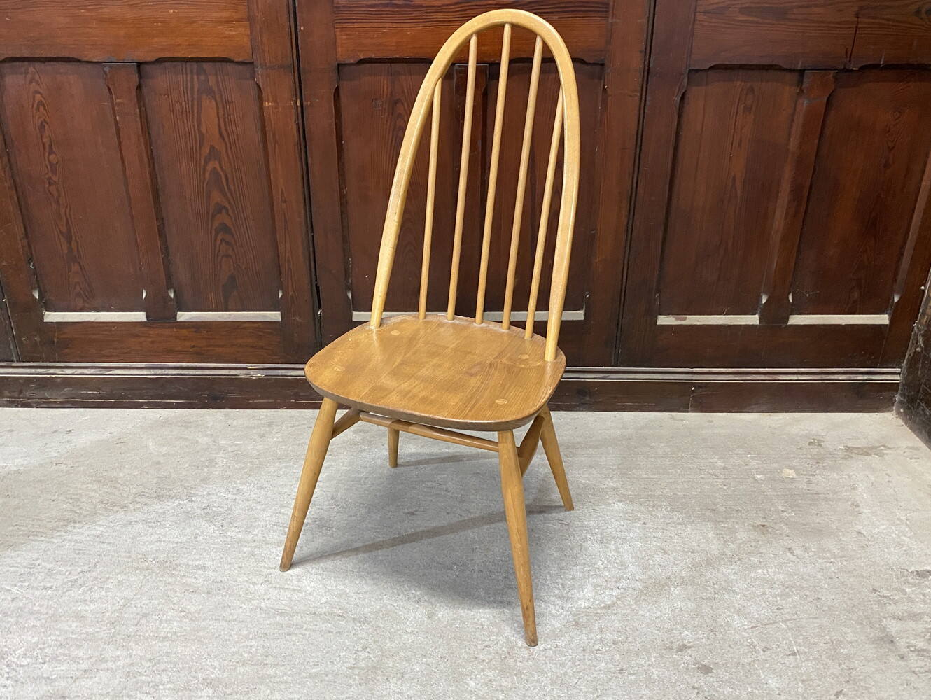 クエーカーチェア ERCOL