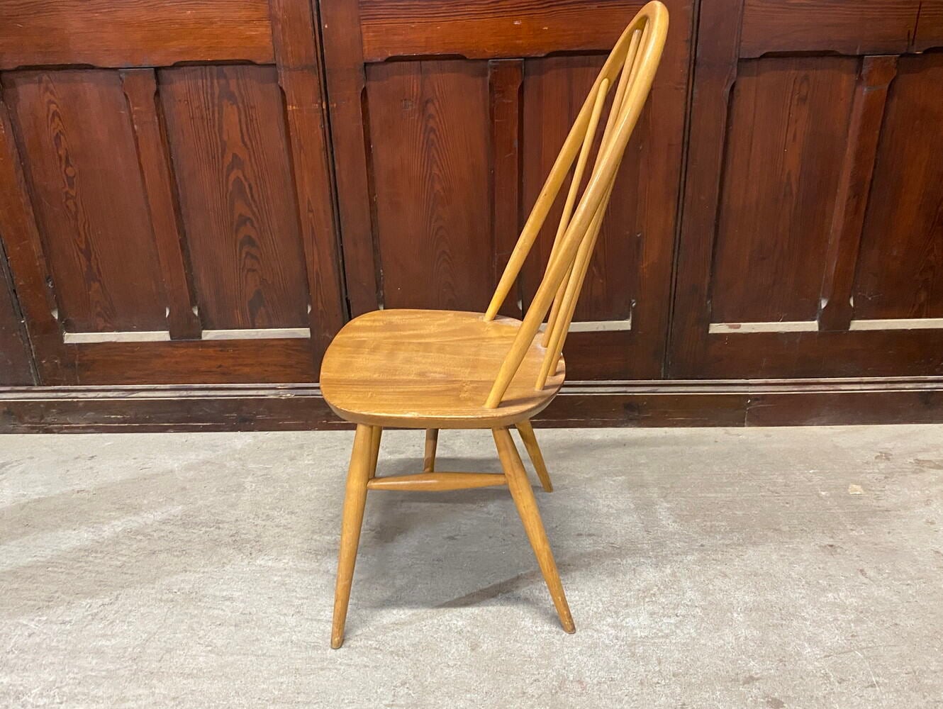 クエーカーチェア ERCOL