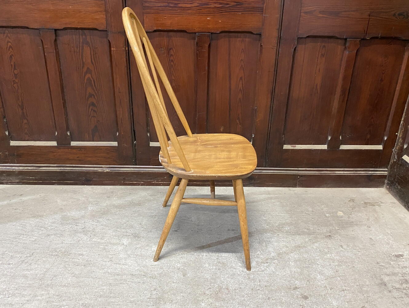 クエーカーチェア ERCOL