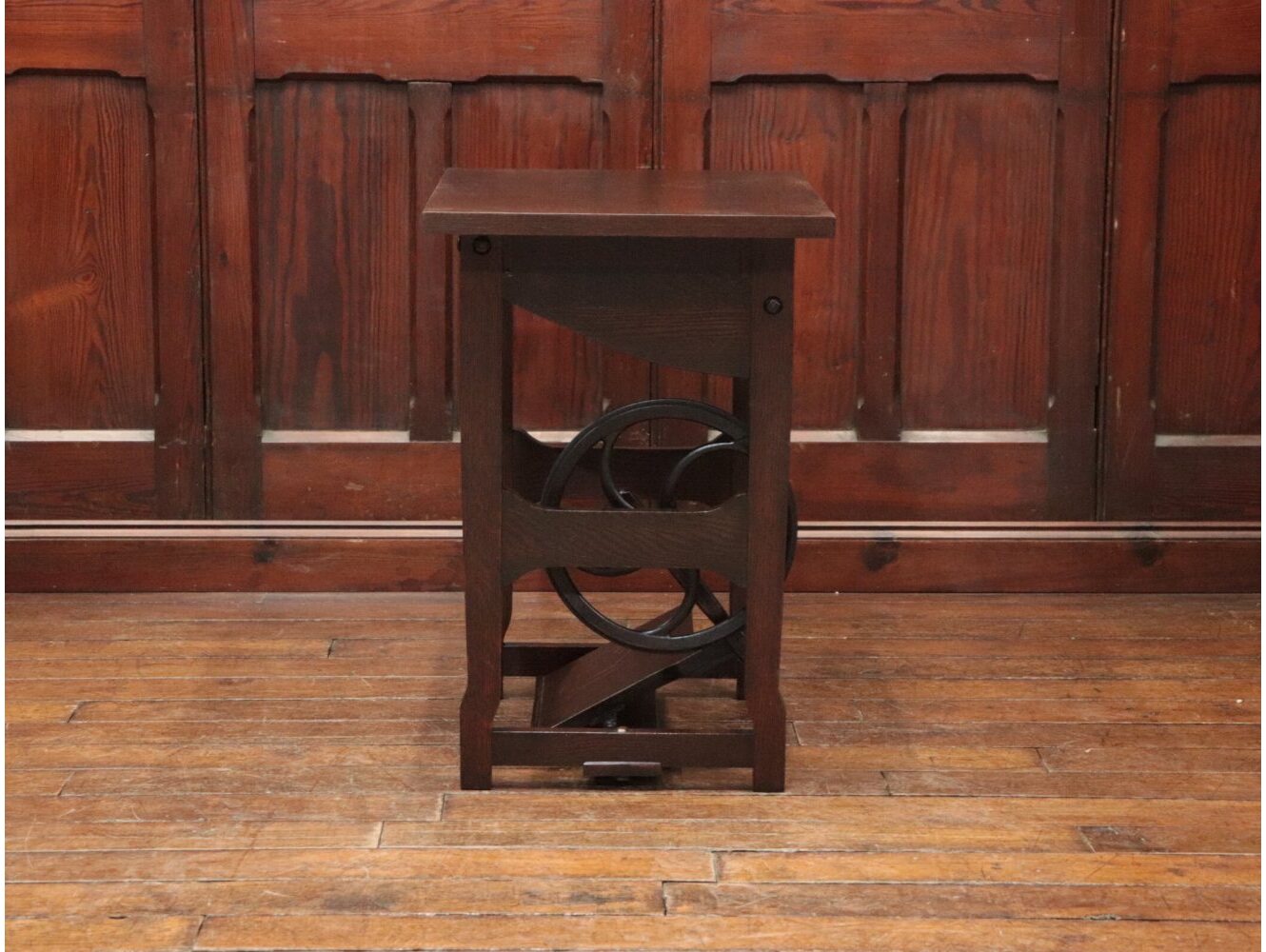 ミシンテーブル