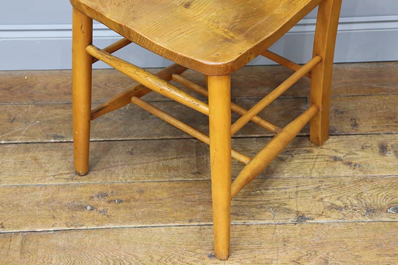 チャーチチェア