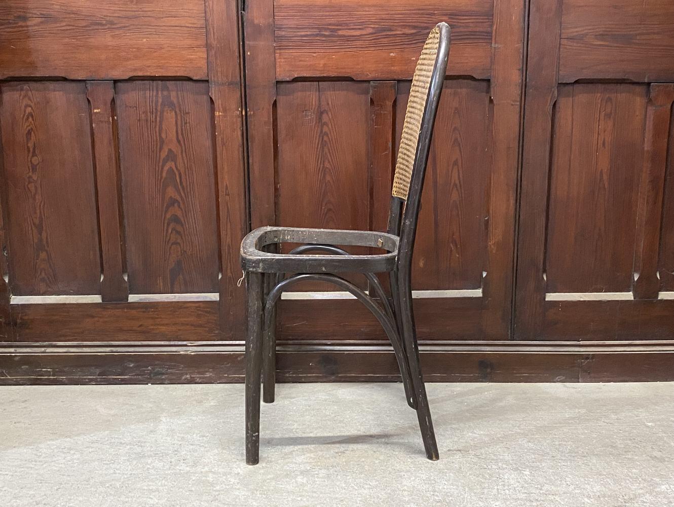 ベントウッドチェア