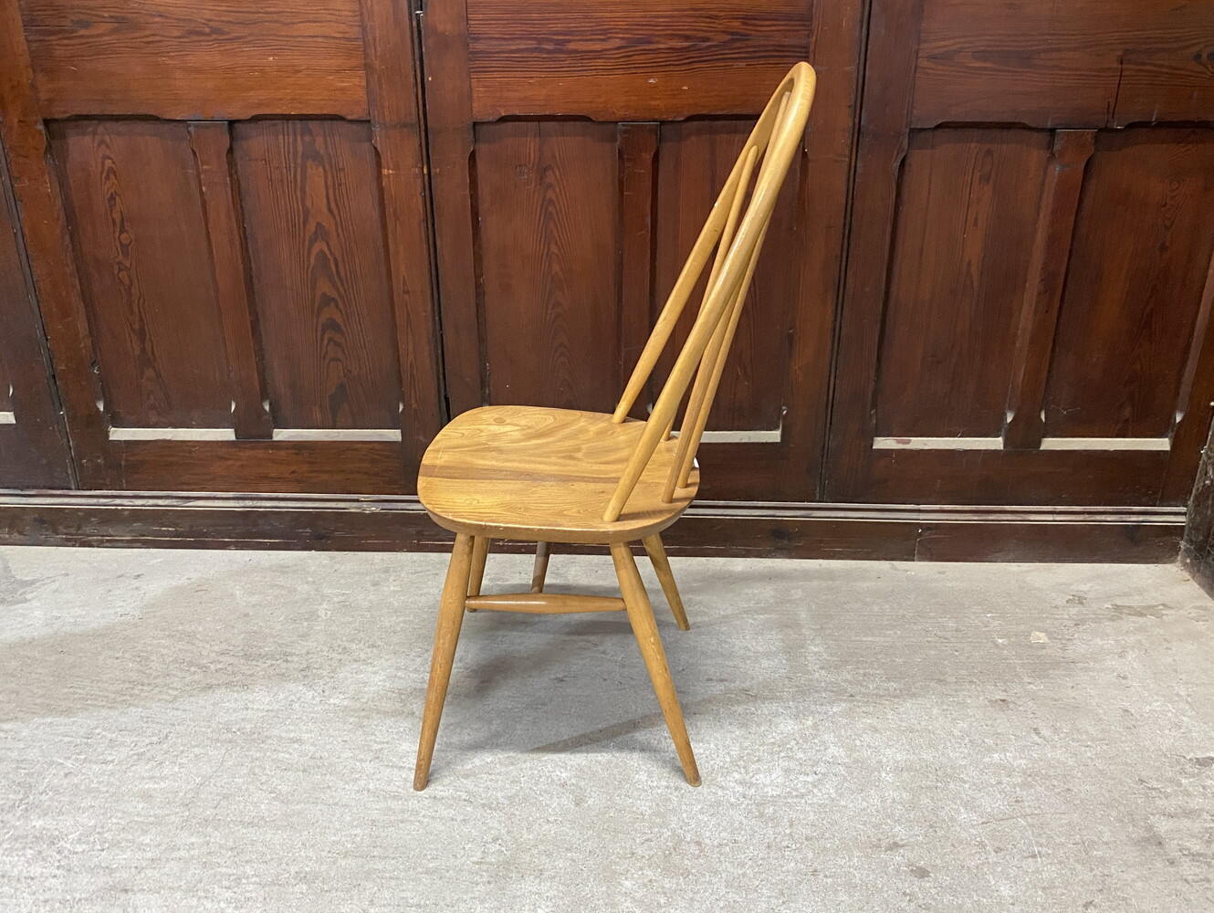 クエーカーチェア ERCOL