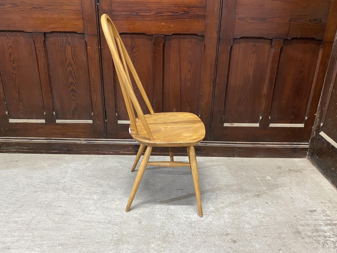 クエーカーチェア ERCOL