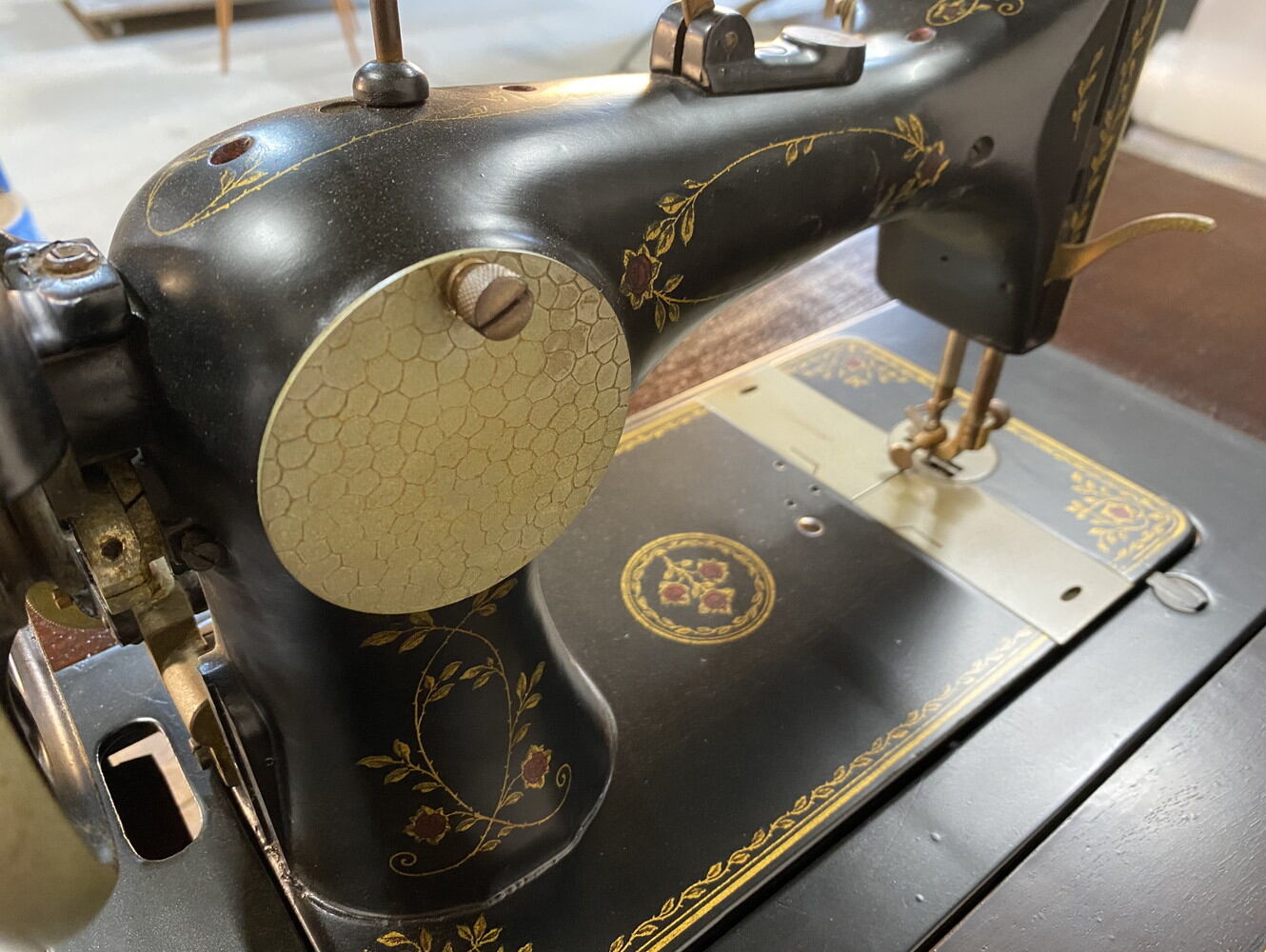 ミシンテーブル