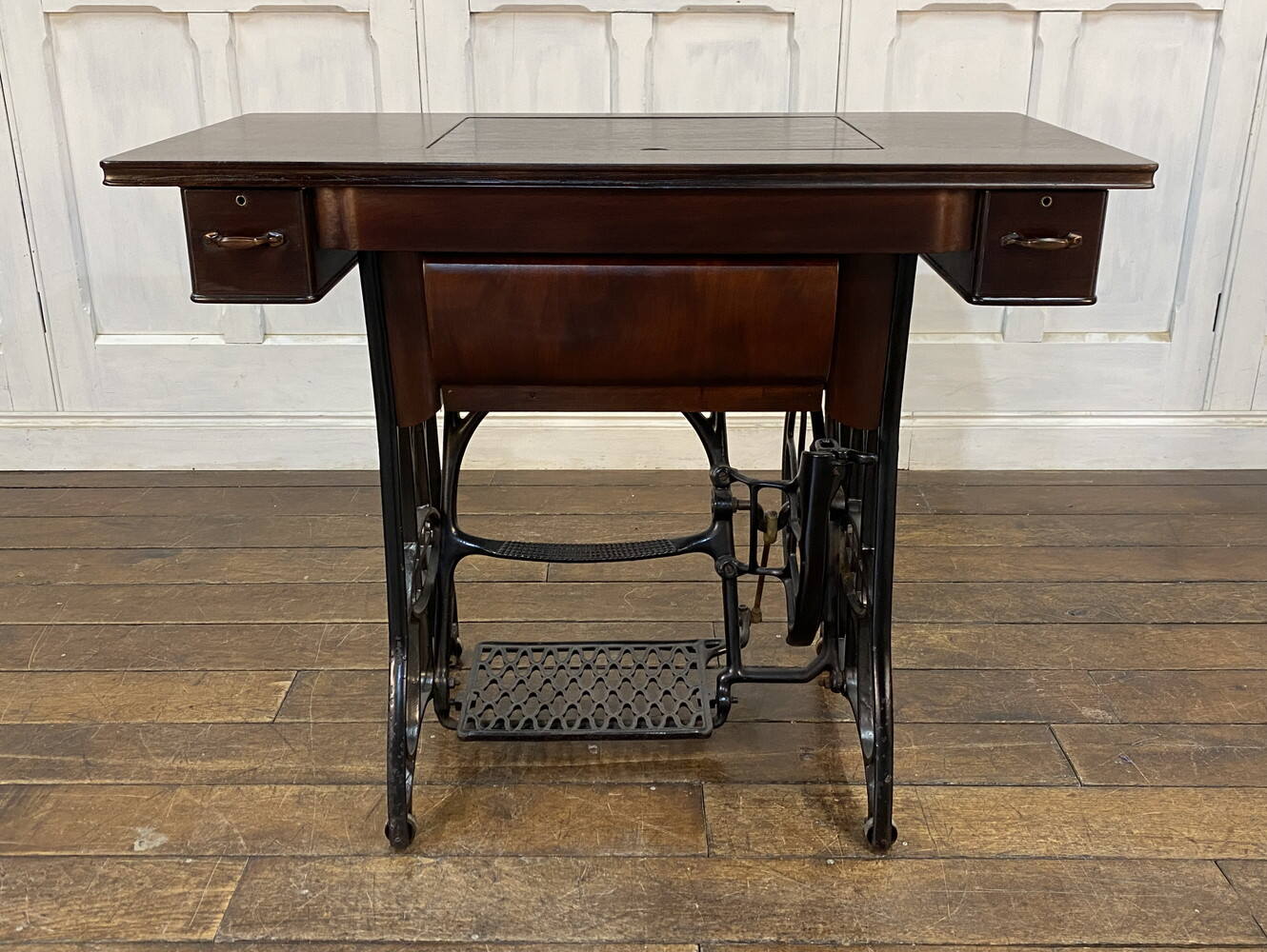 ミシンテーブル