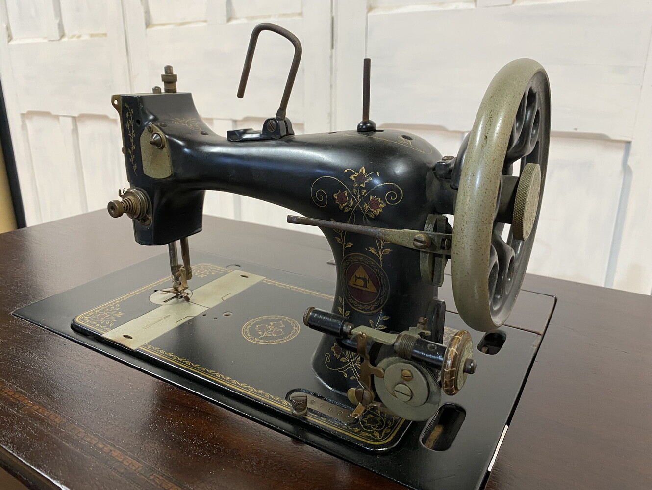 ミシンテーブル