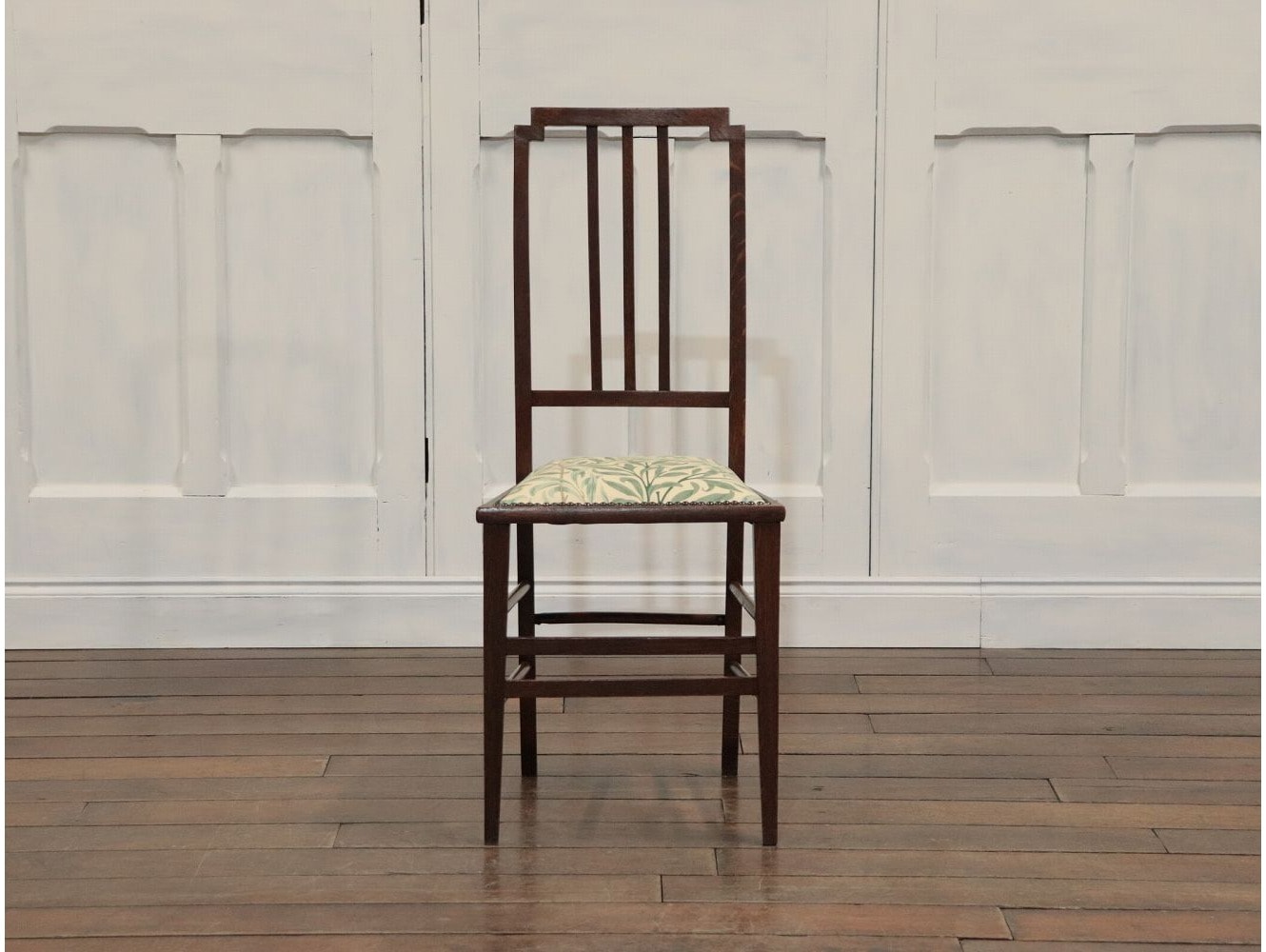 ベッドサイドチェア | アンティーク家具,with ウイリアム・モリス