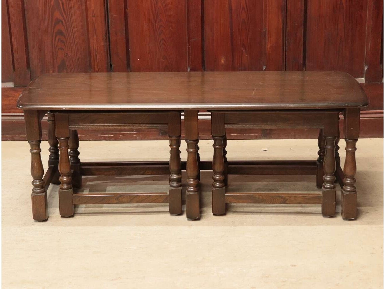 ネストテーブル ERCOL