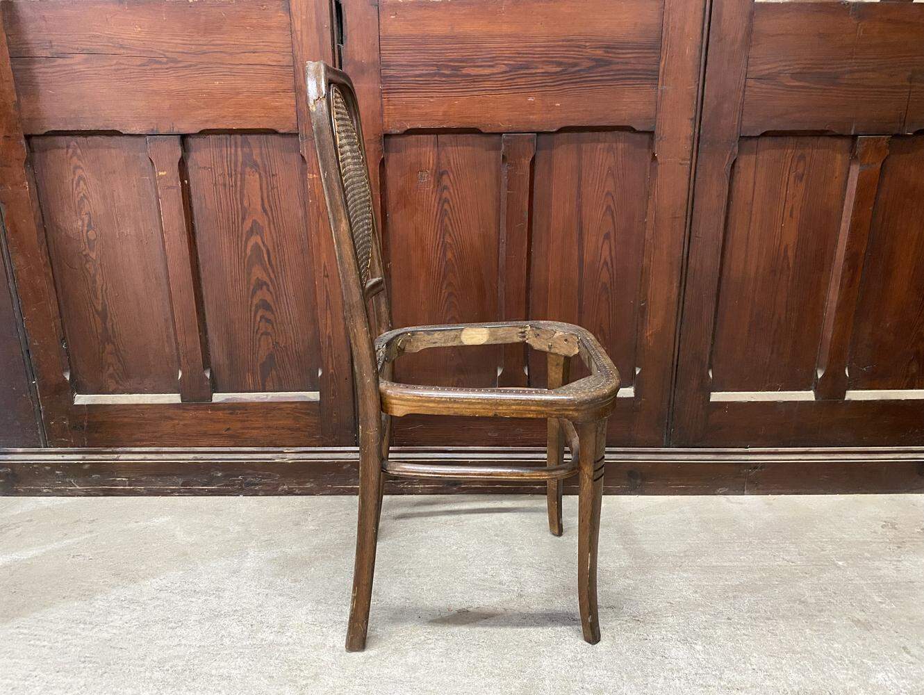 ベントウッドチェア