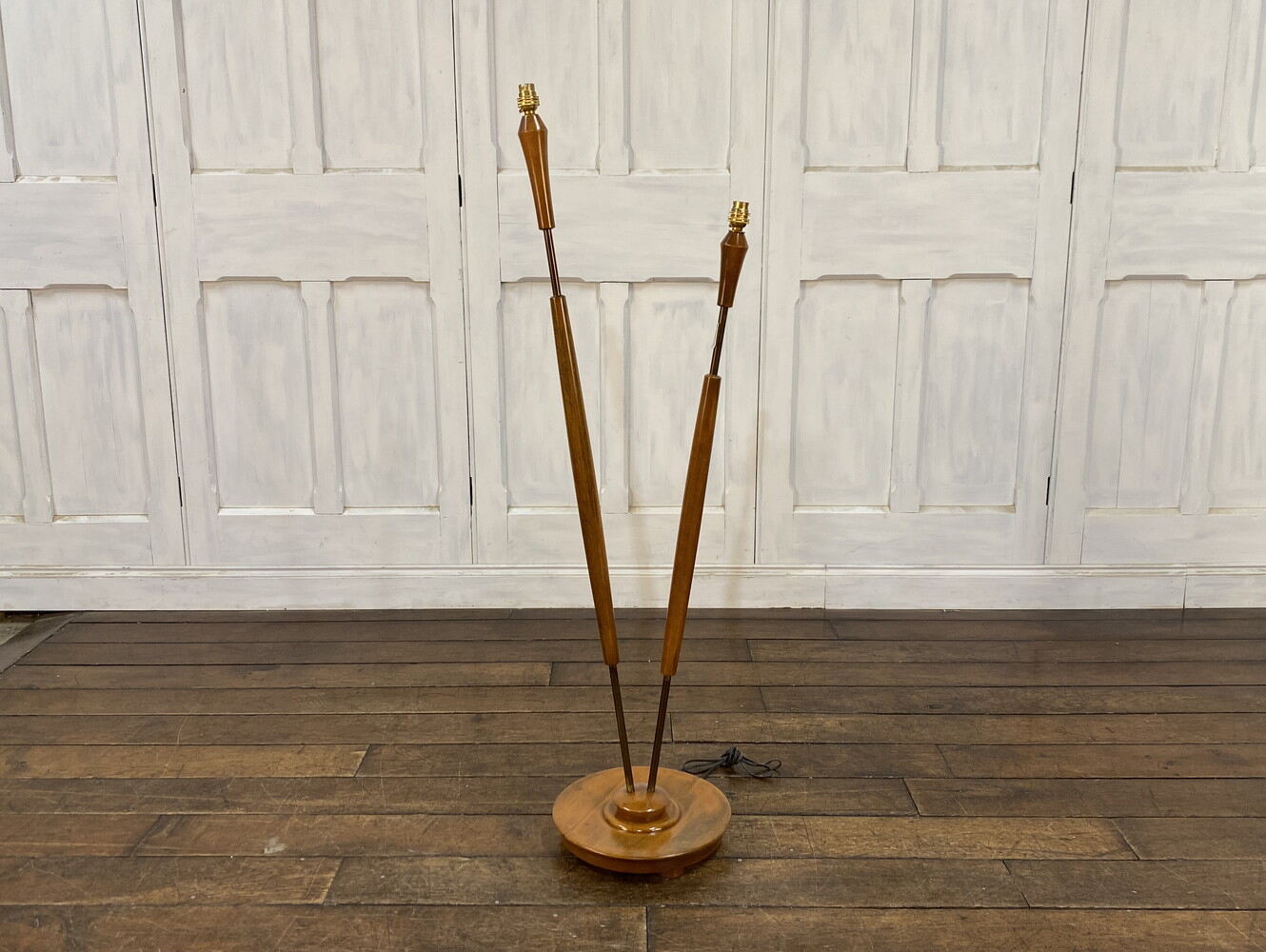 フロアスタンド