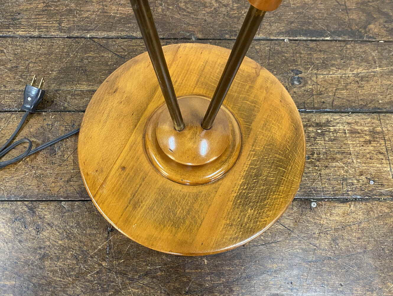 フロアスタンド