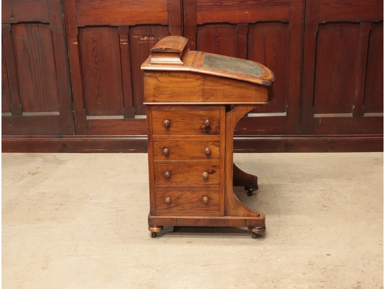 ダベンポートデスク