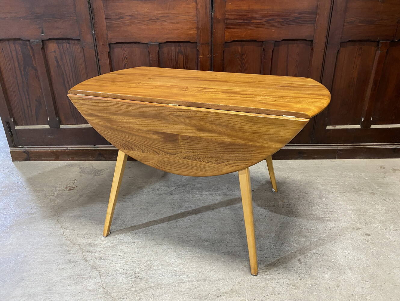 バタフライテーブル ERCOL