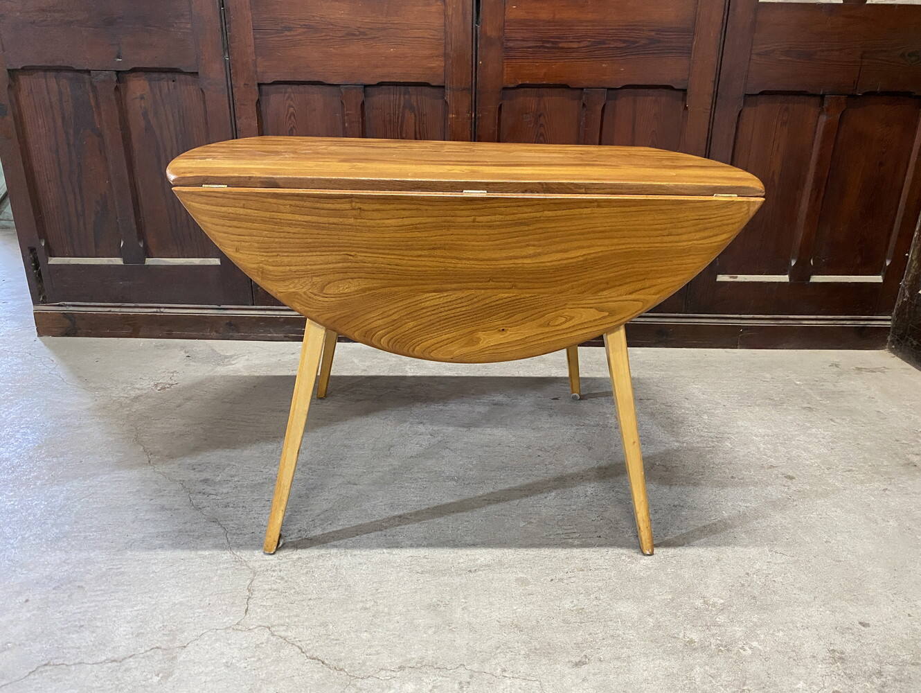 バタフライテーブル ERCOL