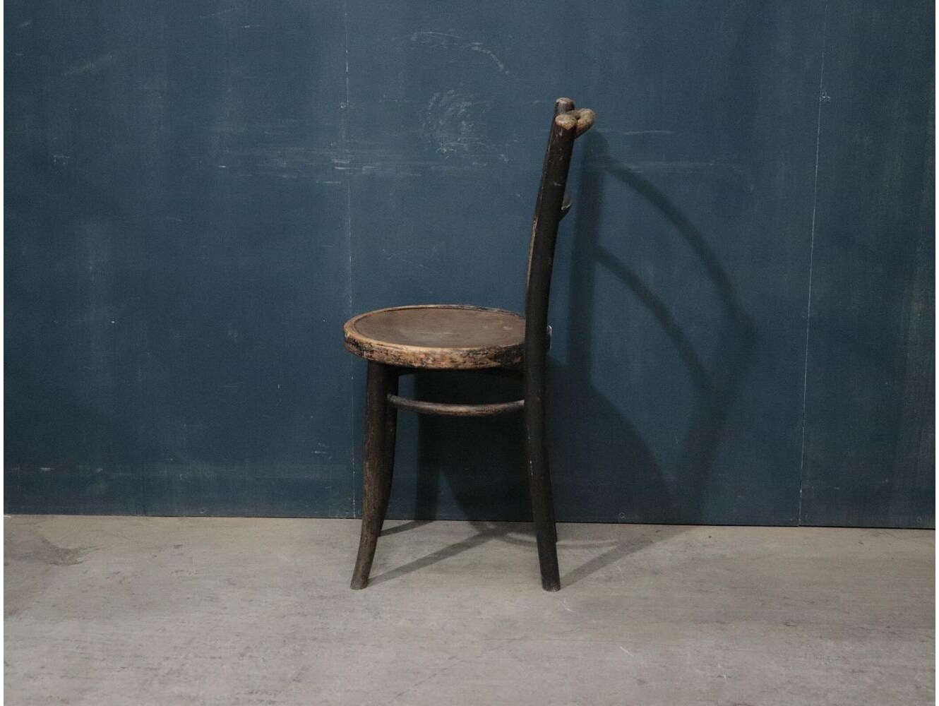 ベントウッドチェア THONET