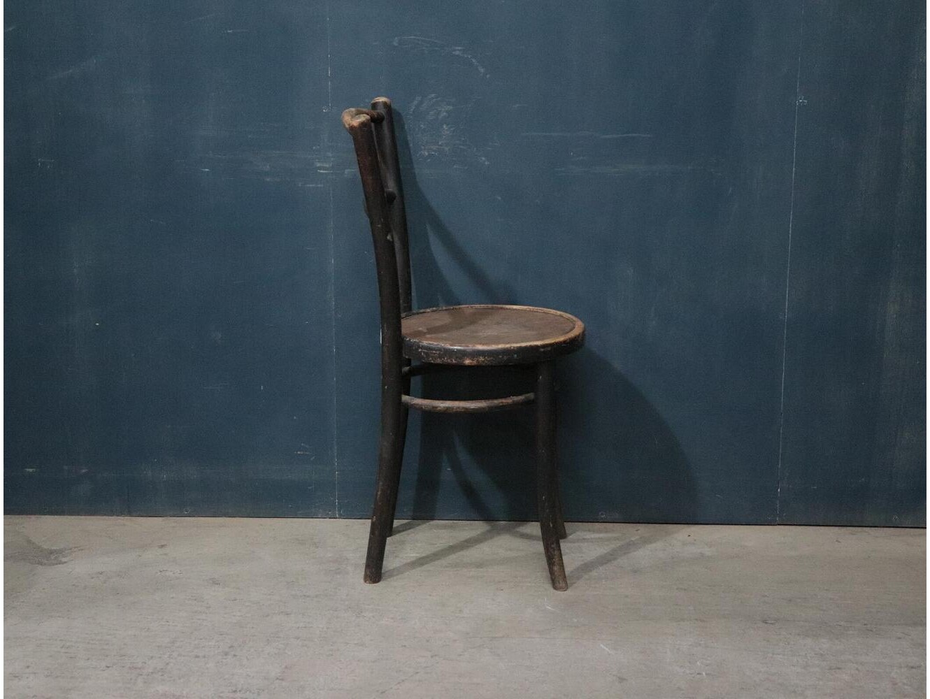 ベントウッドチェア THONET