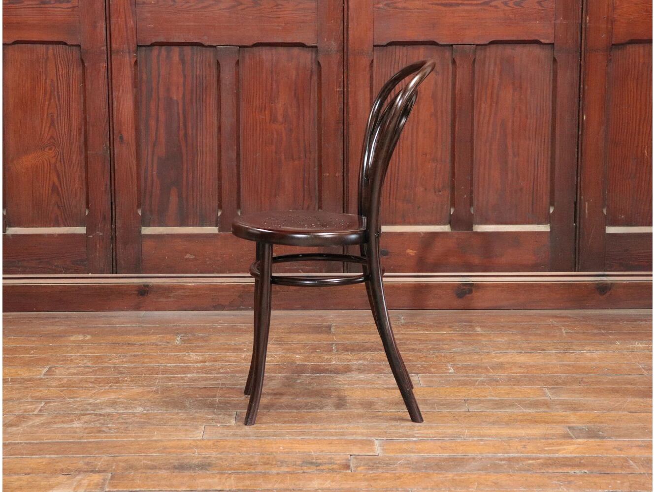 ベントウッドチェア