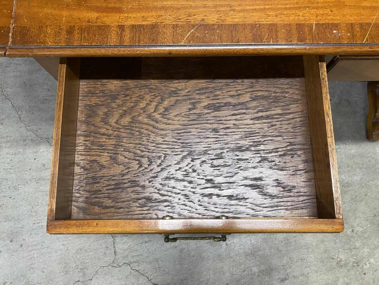 バタフライデスク