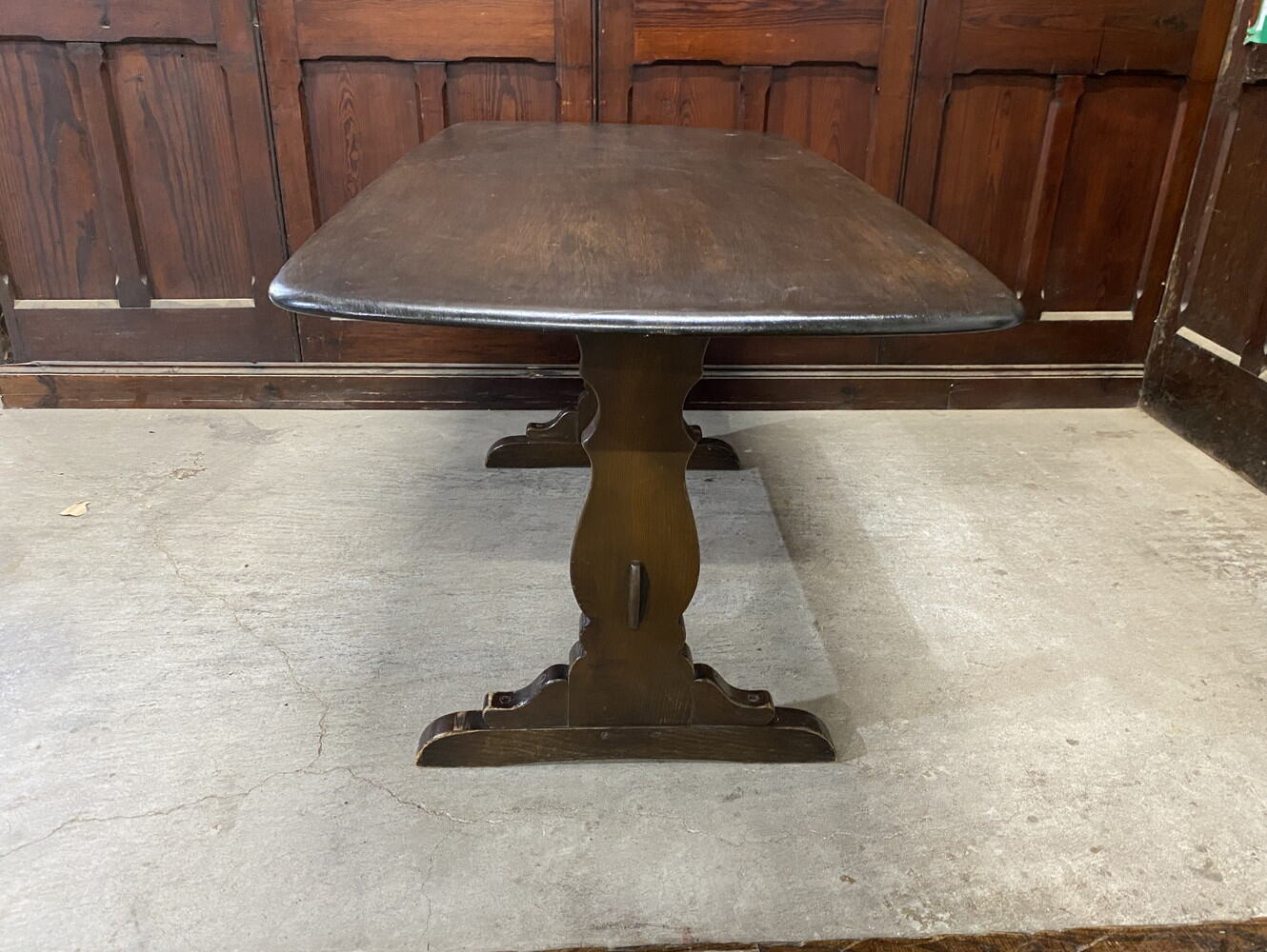 リフェクトリーテーブル ERCOL