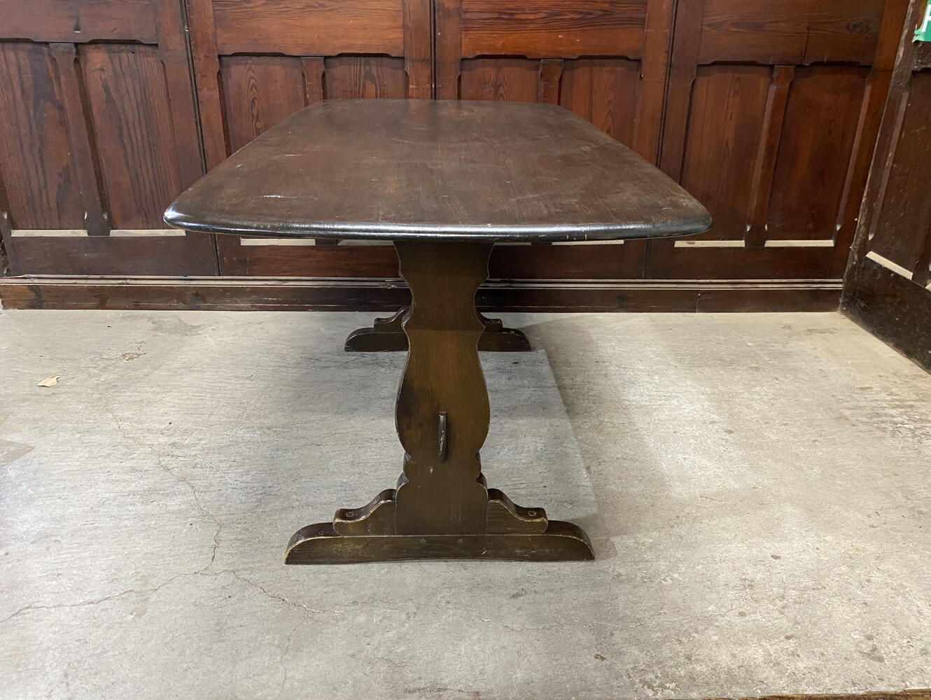 リフェクトリーテーブル ERCOL