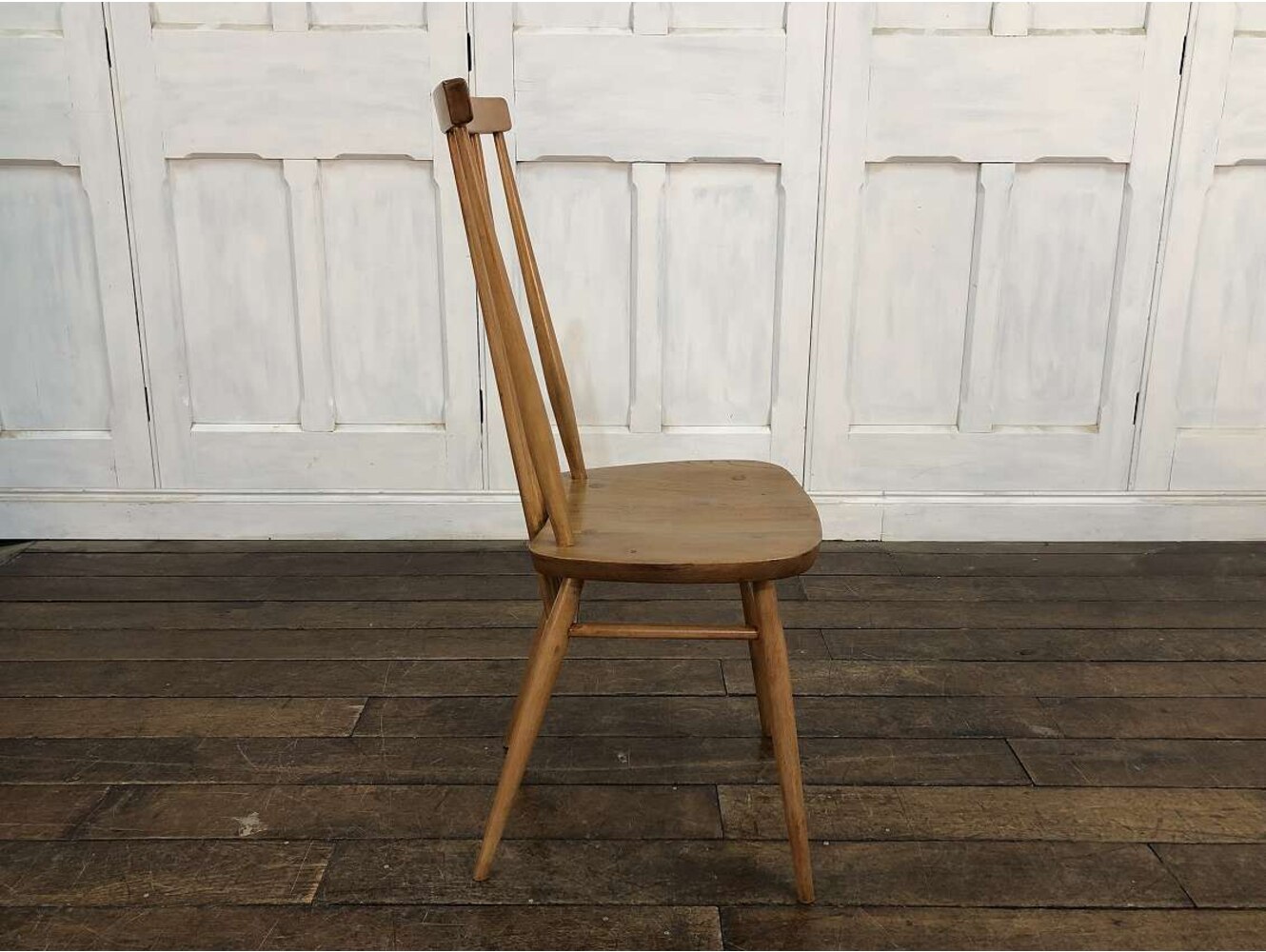 ハイスティックバックチェア ERCOL