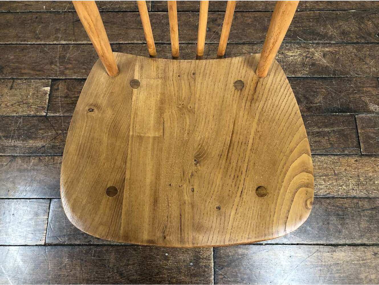 ハイスティックバックチェア ERCOL