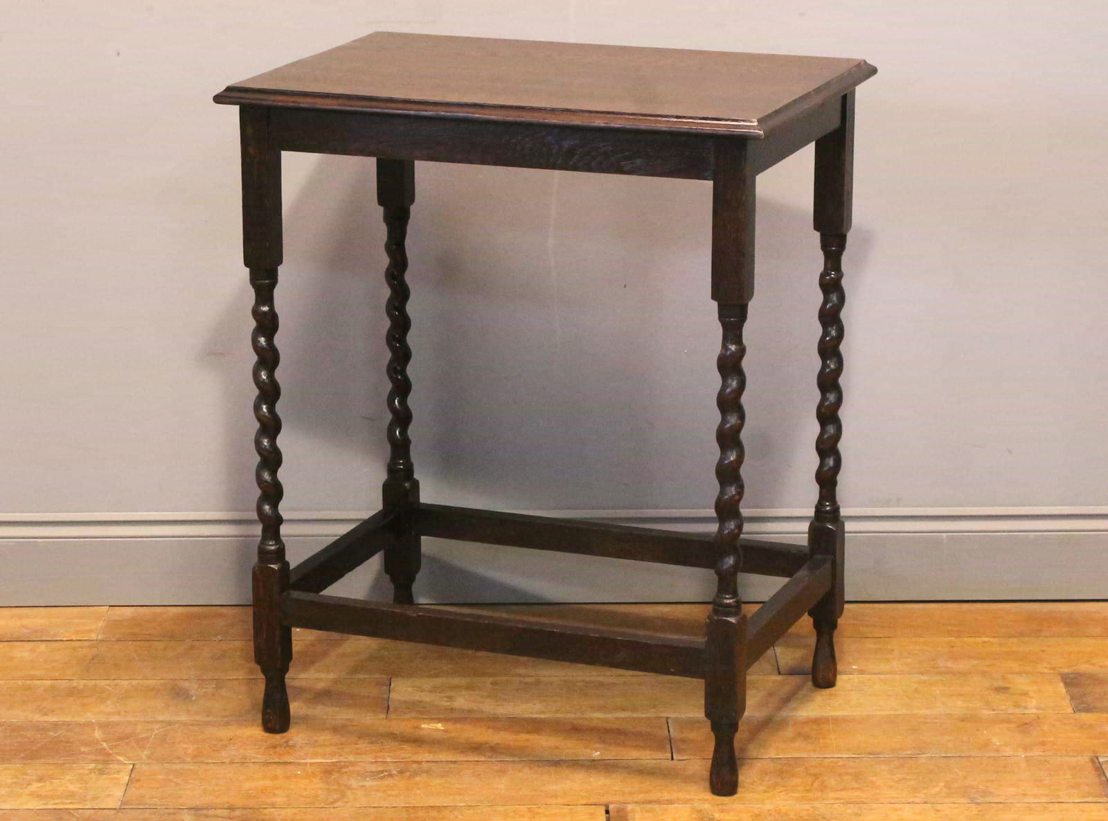 オケージョナルテーブル