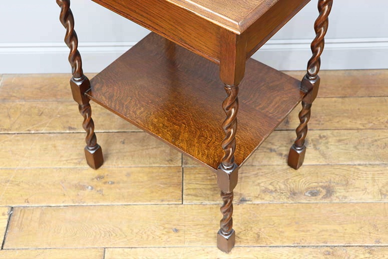 オケージョナルテーブル