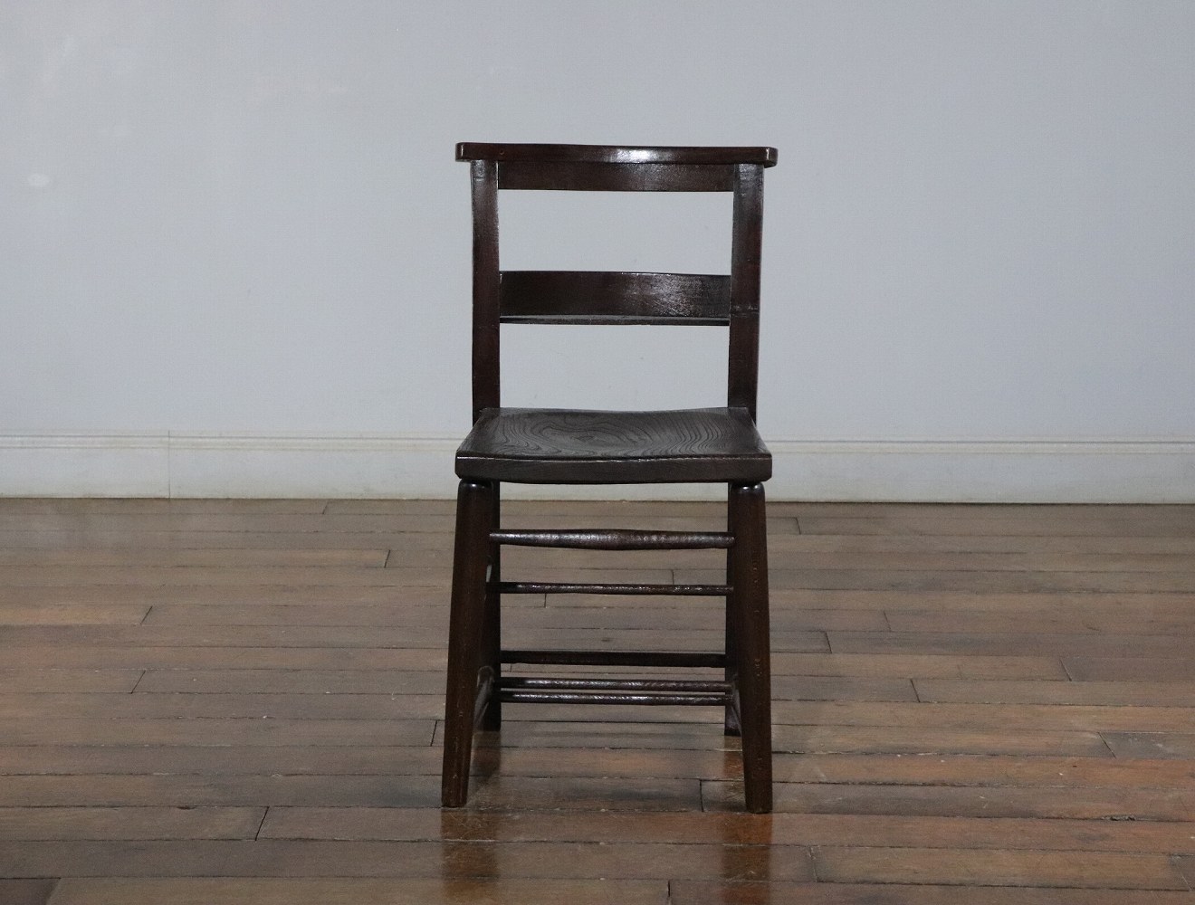 チャーチチェア