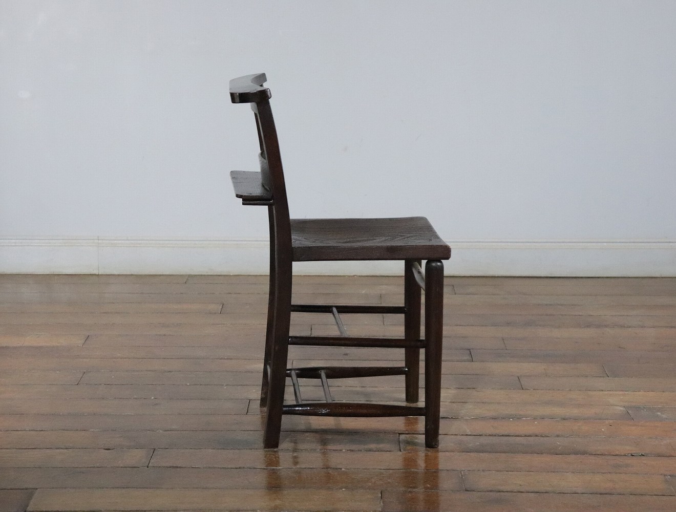 チャーチチェア