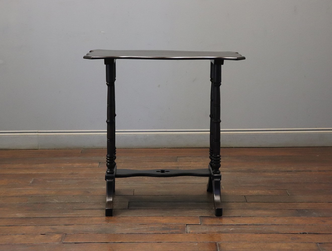 コンソールテーブル