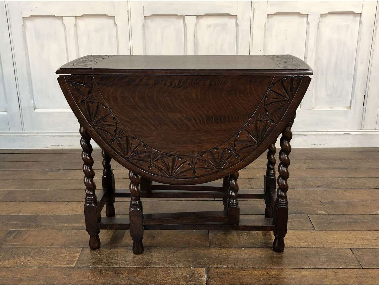 ゲートレッグテーブル