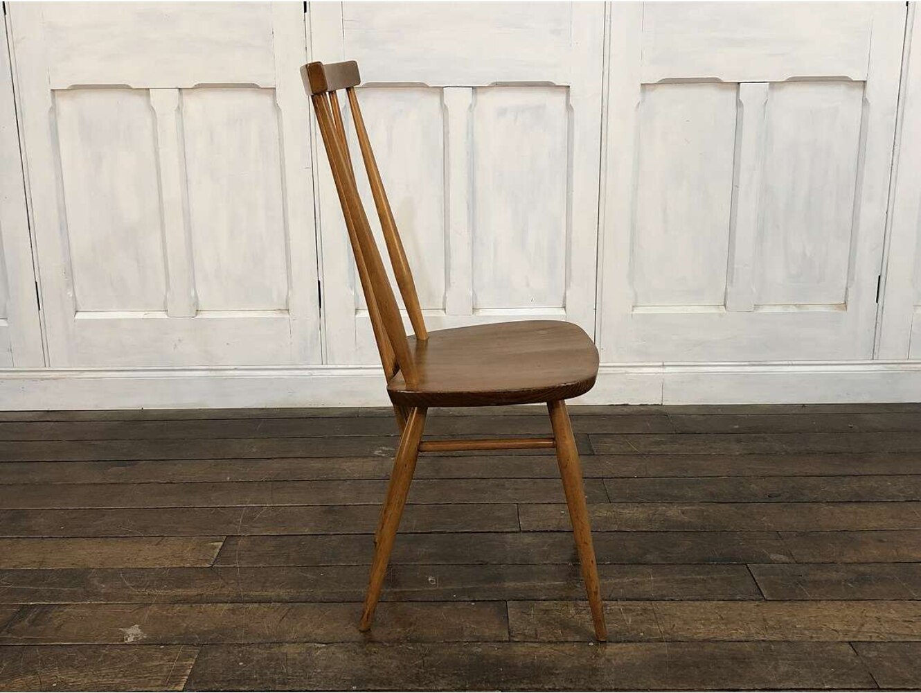 ハイスティックバックチェア ERCOL