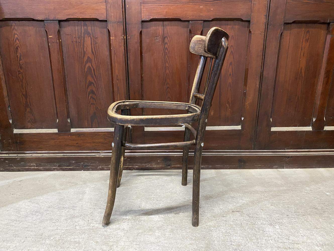 ベントウッドチェア